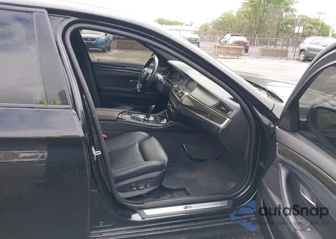 2013 BMW 550 Xi from USA, damaged, VIN WBAFU9C51DDY72239